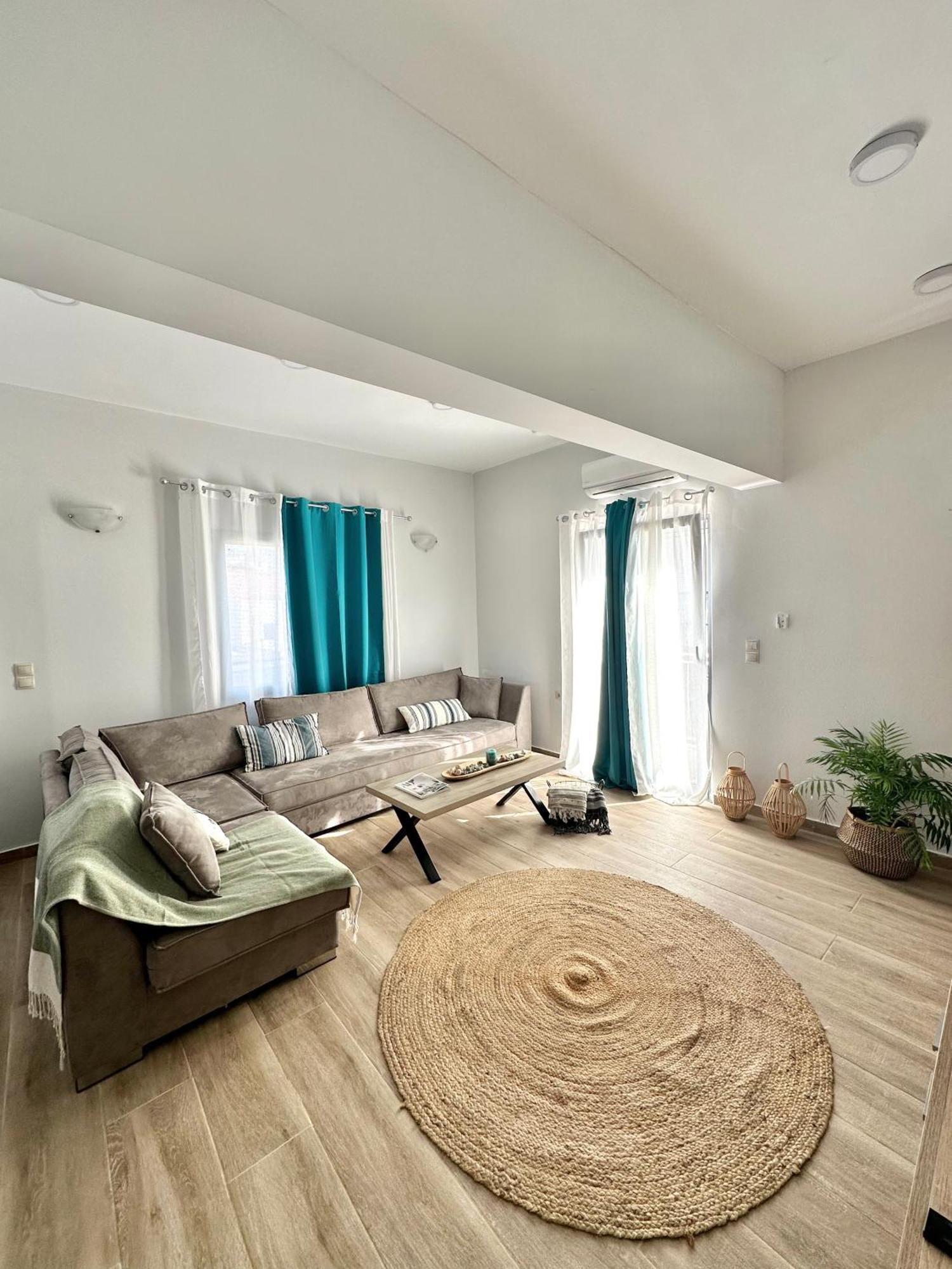Exquisite 4-Bedroom Prestige Apartment Rhodes City Exterior foto